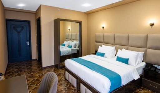 Residence Plaza - 61
