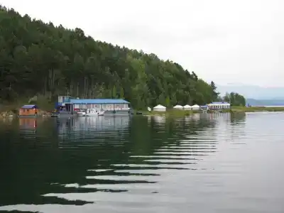 Плавучая гостиница - 0
