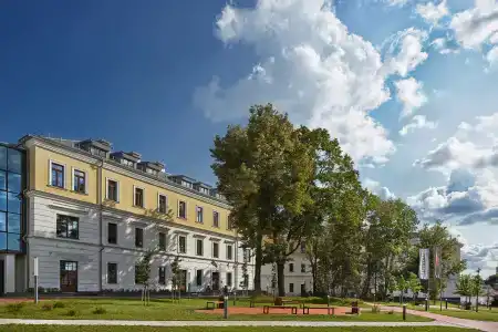 The Basilian Minsk, Curio Collection By Hilton - 1