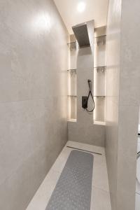 Loft Apartment - 58
