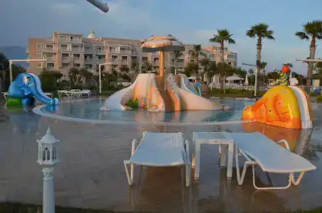 Andriake Beach Club - 3