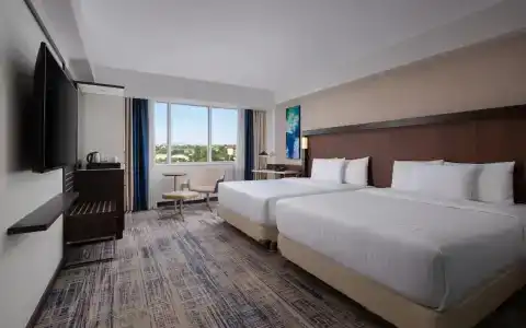 Courtyard by Marriott - 2