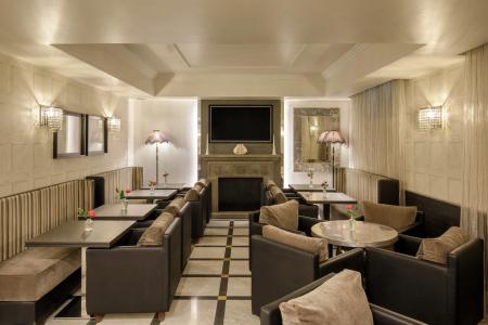 Royal Court - 33