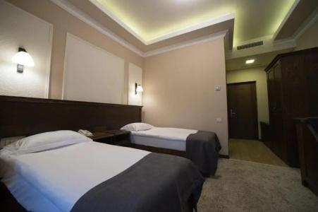 Бульвар - 38