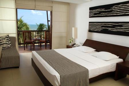 Goldi Sands - 25