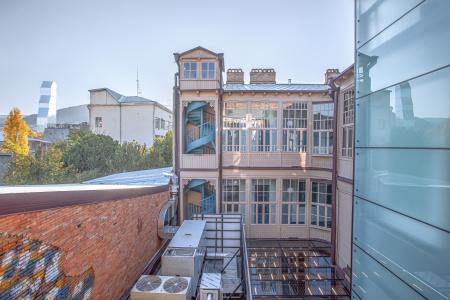 Heritage and Suites - 7