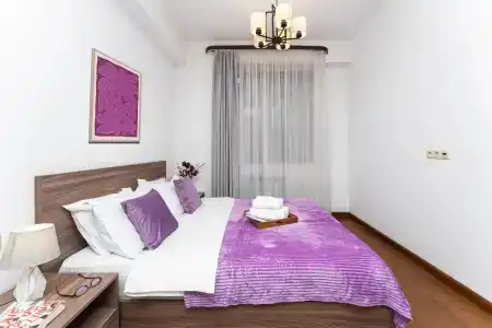 Stay Inn- on Buzand 17 - 25