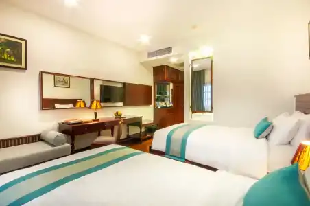 Lotus Blanc Resort - 4