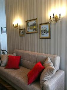 Simon's Boutique - 4