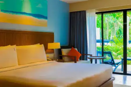 Holiday Inn Phuket Beach - 41