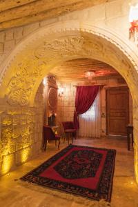Solo Cave Suites - 120