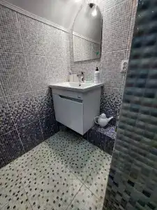 Трехэтажный коттедж с камином - 16