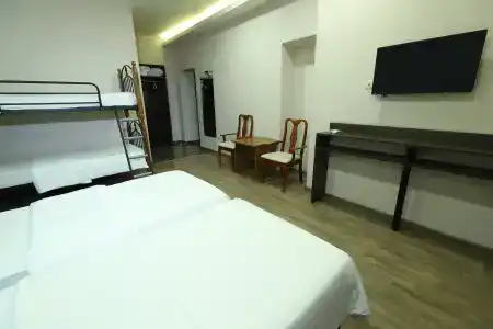 Riverside Guest House - 29