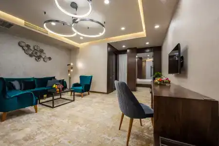 Wyndham Garden - 33