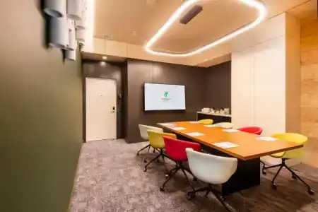 Holiday Inn Yerevan - Republic Square, an IHG - 8