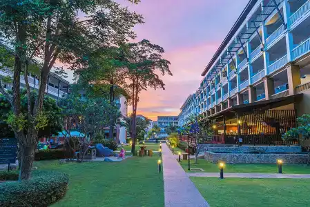 Kata Sea Breeze Resort - Sha Plus - 8