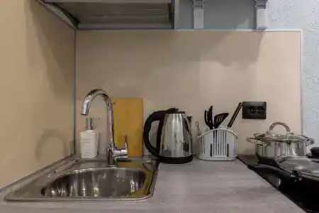 LeoHotels на Греческом - 12