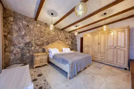 Alpine Castle - 38
