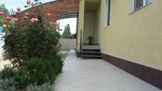 Travel House - 12