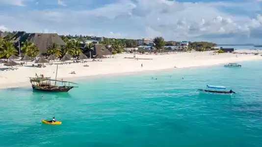 Tropicana Beach - 3