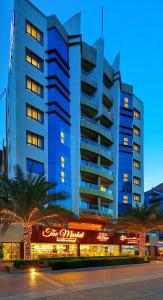 Pearl Marina Apartment - 10