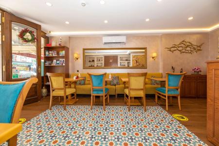 Royan Suites - 4