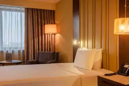 International (б. Intercontinental) - 20