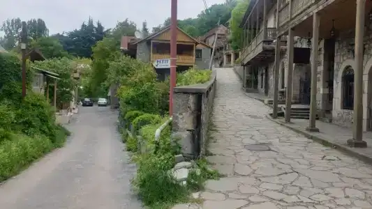 Petit Dilijan - 5