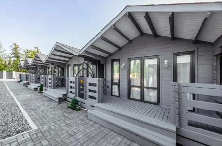 Grey House - 12