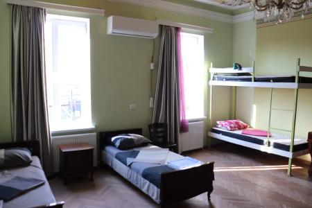 Picnic Hostel - 16