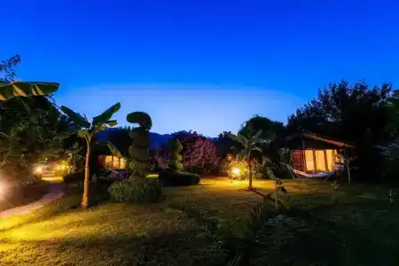 Etenna Beach Bungalows - 36