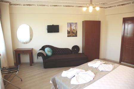 Seahouse Suites - 14