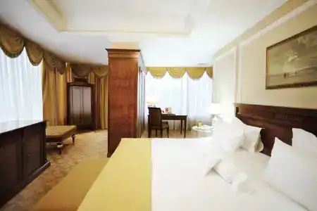 Nobil Luxury Boutique - 66