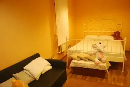 Роял Хостел 905 - 86