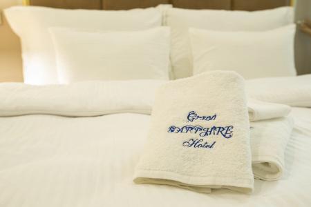Grand Sapphire - 30