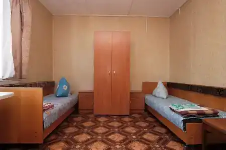Яхт Клуб - 33
