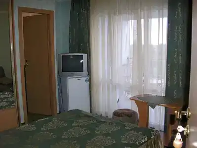 Максим - 28