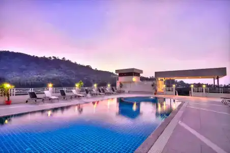The ASHLEE Plaza Patong & Spa - 2