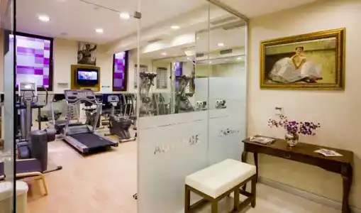Glk Premier Regency Suites & Spa - 4