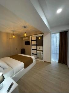 Vere Corner - 0