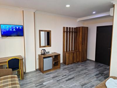 Booking name - 27