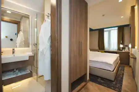 La Quinta by Wyndham Batumi - 46