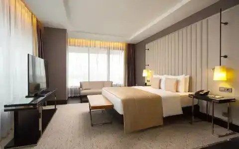 DoubleTree by Hilton Минск - 9