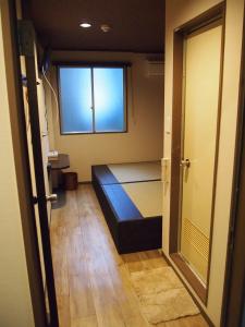 Fukuoka Hana Hostel - 53