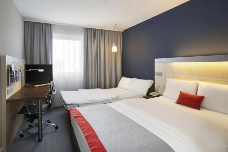 Holiday Inn Express Frankfurt Messe, An Ihg - 35