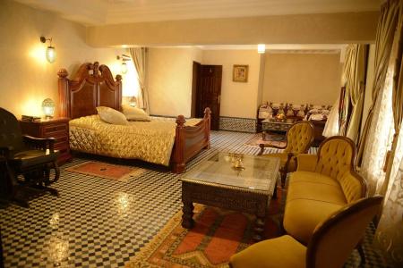 Riad El Yacout - 50