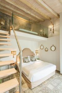 Blue Carpet Luxury Suites - 29