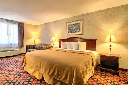 Quality Inn Riverview Enola-Harrisburg - 47