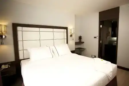 Sukhumvit Suites - 90