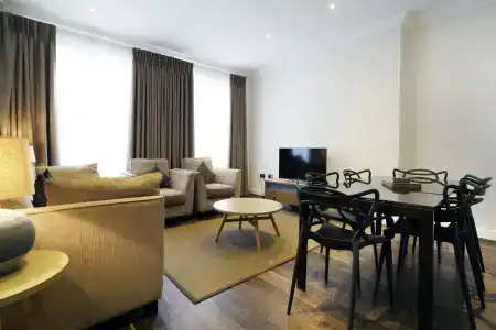 Manson Place - 207